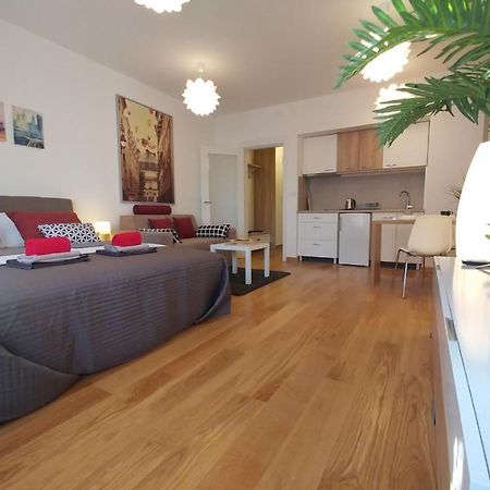 Apartments Delta A Blok - Savada Belgrad Dış mekan fotoğraf